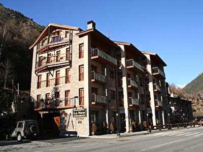 Aparthotel La Neu Aparthotel La Neu