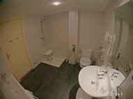 Salle de bain - personne à mobilité réduite