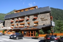 Hotel Bringué