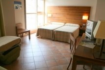 Triple room