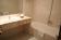 Hotel Roc del Castell - Bathroom